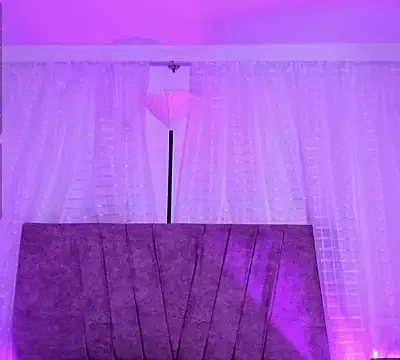 Emilie_Jones