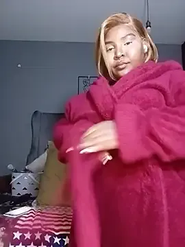 RealMsPEARLsEXY69