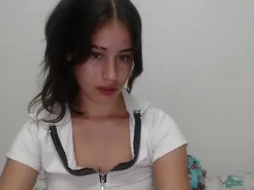 bellaroses__