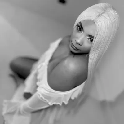 Felicia 🤍🦋