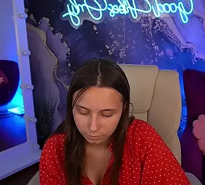 TinyNatalie