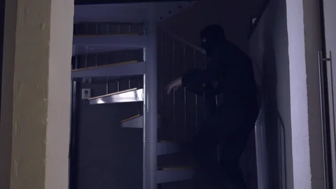 Milfs Like It Big: Burglars Bring Big Boners