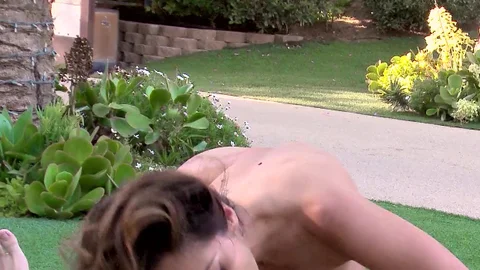 Brazzers: Ava's American Ass