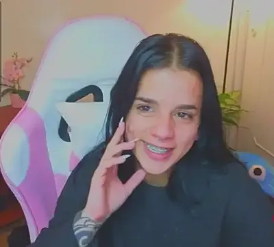 Nicole_Foxx_