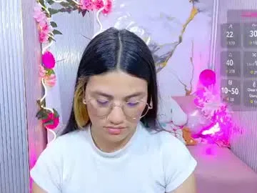 chiara_tay
