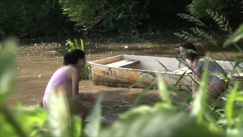 video art holland: Lesbian Lovers, United