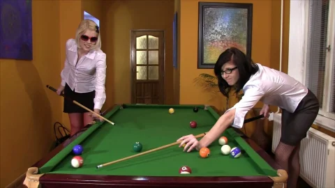 video art holland: Babes Winning The Game of Desire