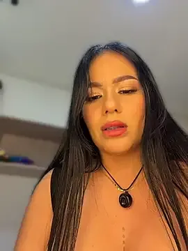 Miah_gomez_