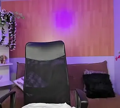 Nina_petitte