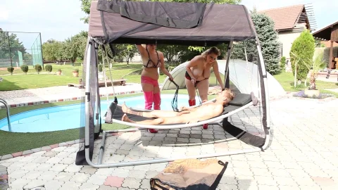 video art holland: BBW Girls' Sweet Vengeance