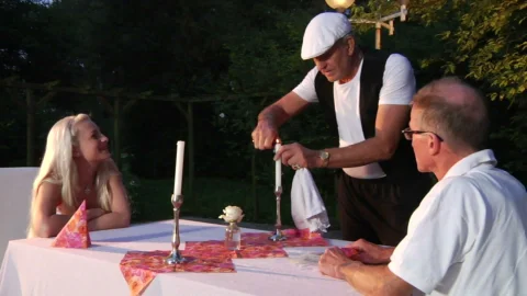 video art holland: Gushing Blonde's Throat