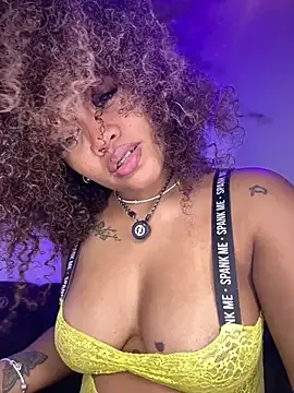 riri_brunnete