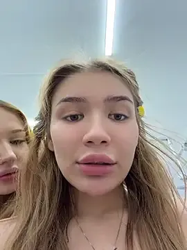 FlashTitsRoyal