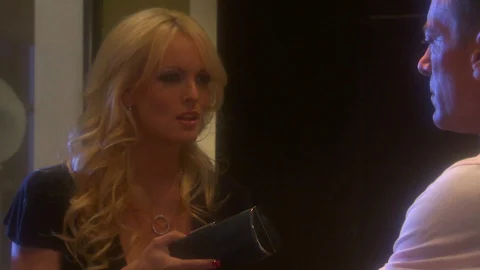 Stormy Daniels: MILF Swallows Cum Load from Big Gun