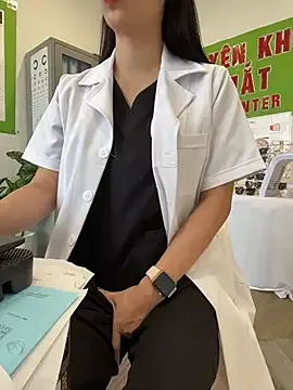 Sneaky_Cumshoot