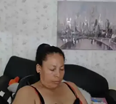 mature_martina