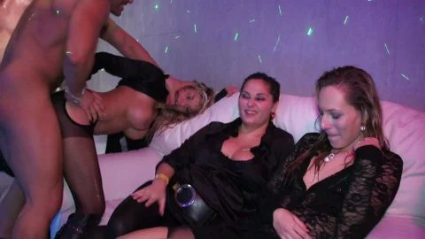 seventeen: Veronica Diamond's Dirty Desires