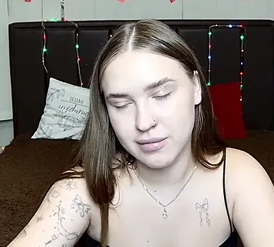 LauraHlot