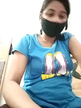 Manju_big_qeen