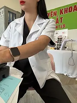 Sneaky_Cumshoot