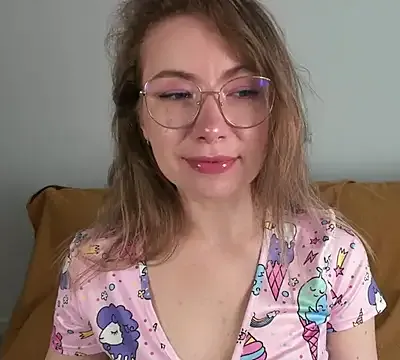 Mia_Tasty