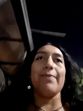 Evelyn_outdoors