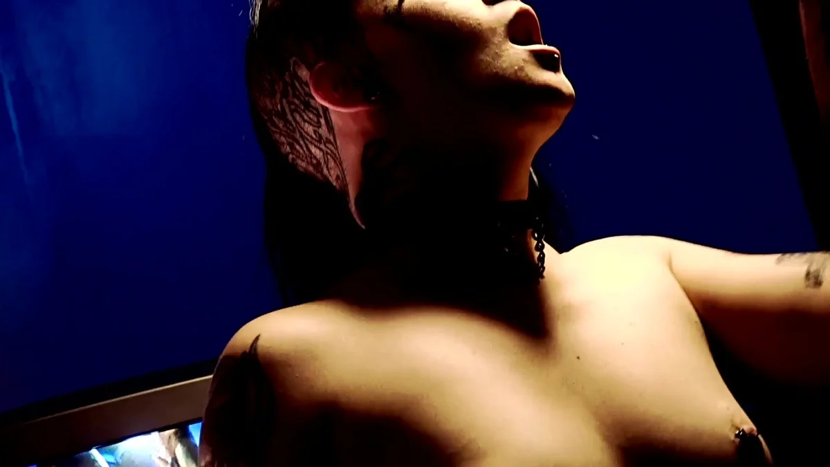 background forAltErotic