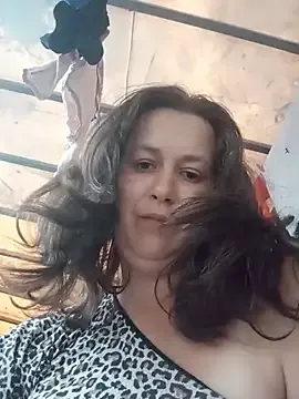 NikaKissYou