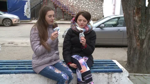video art holland: Barely-Clothed Winter Adventure