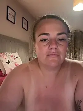 Bustygem_