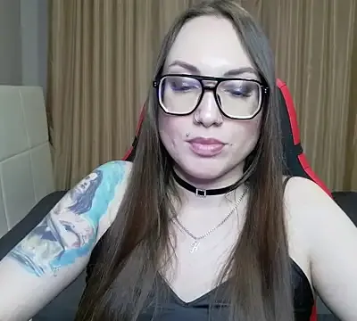 CarolineGlow_
