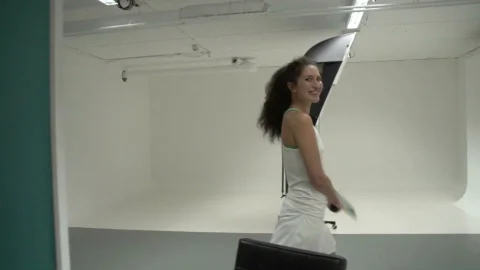 video art holland: Wet Athlete Unleashes Temptation