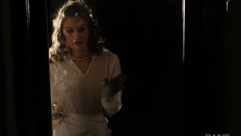 video art holland: Victoria's Scorching Vengeance