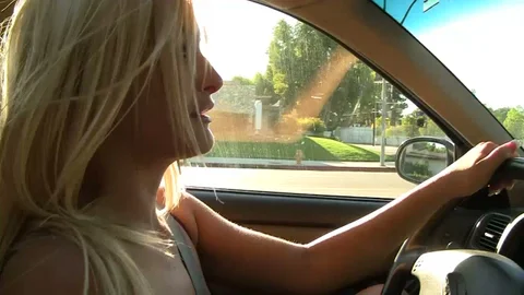 lethal hardcore: Blonde Teen's Gloryhole Adventure