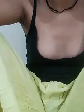 Cute_Naira6