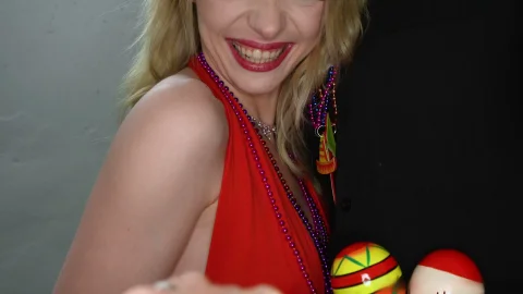 TouchMyWife: The Cameraman Captures a Kinky Classic