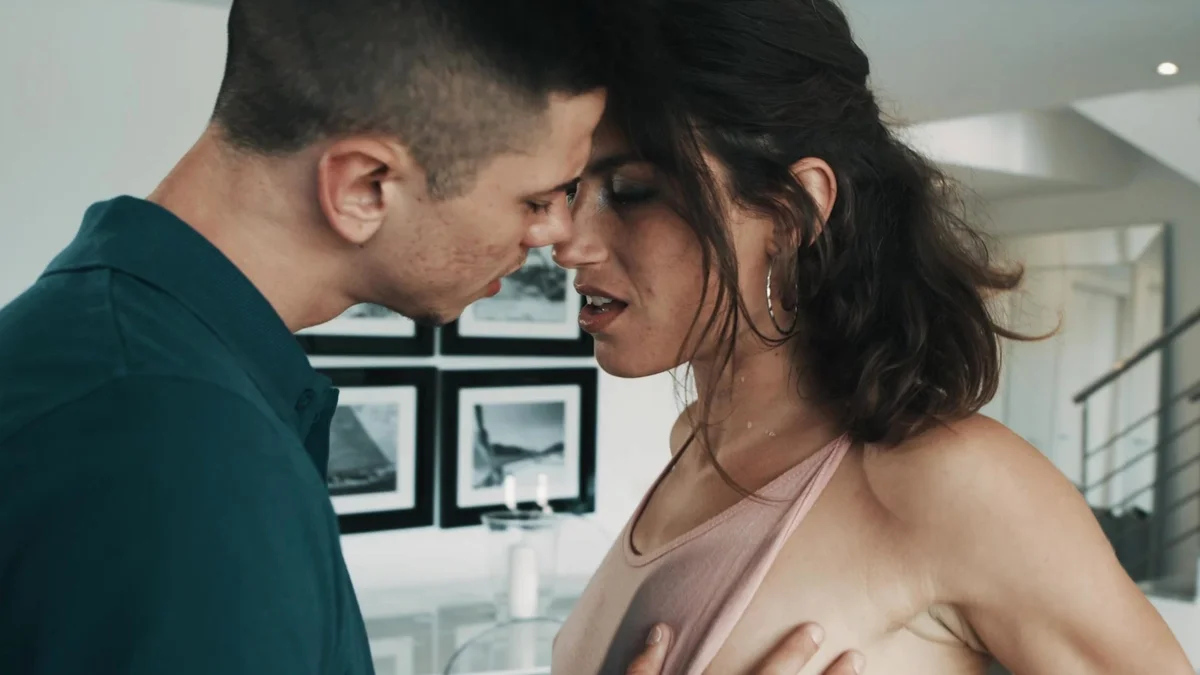 background forPornFidelity