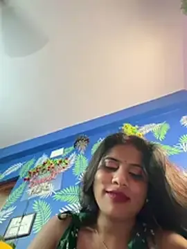 V-Hot-Sweti