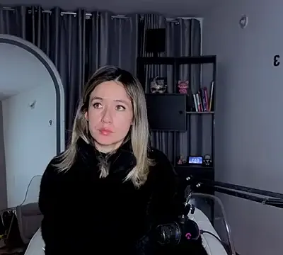 Nicky_sexfire