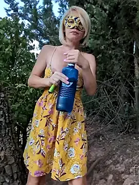HotWife_VR