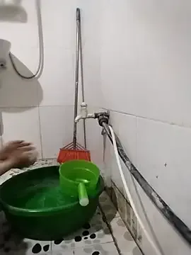 Squirt107