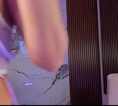GabyHott_