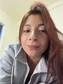 Karlee_Grey1