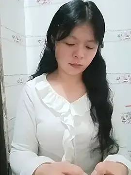 lisa-bae00