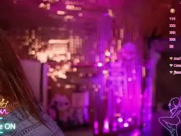 anya_sky_