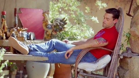 Vignettes: Ryan Driller's Outdoor Thong Fuck