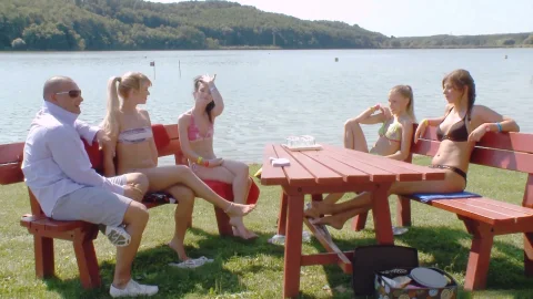 s****een: Picnic Turned Into a F**kfest