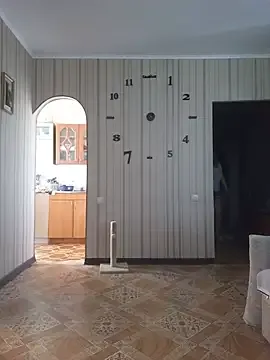 BustyBlond