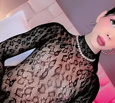 Kisses_Sophia