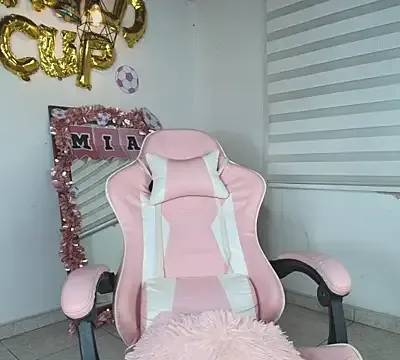 mia_zafirr